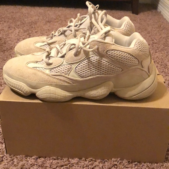 Adidas Yeezy 500 - Picture 4 of 7